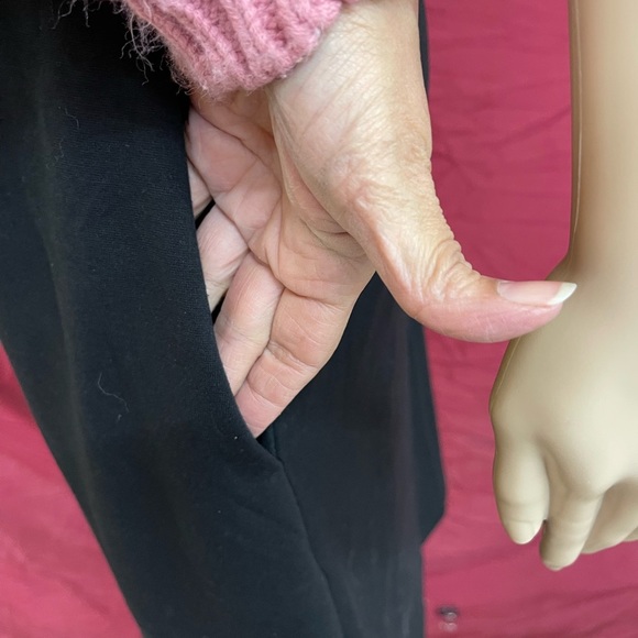 Drop Waist Black Pointe V-Neck Skater Dress with pockets size 1 16/18 - Picture 6 of 8